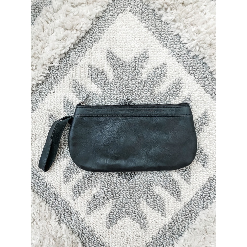Nena & Co. OG Black Clutch